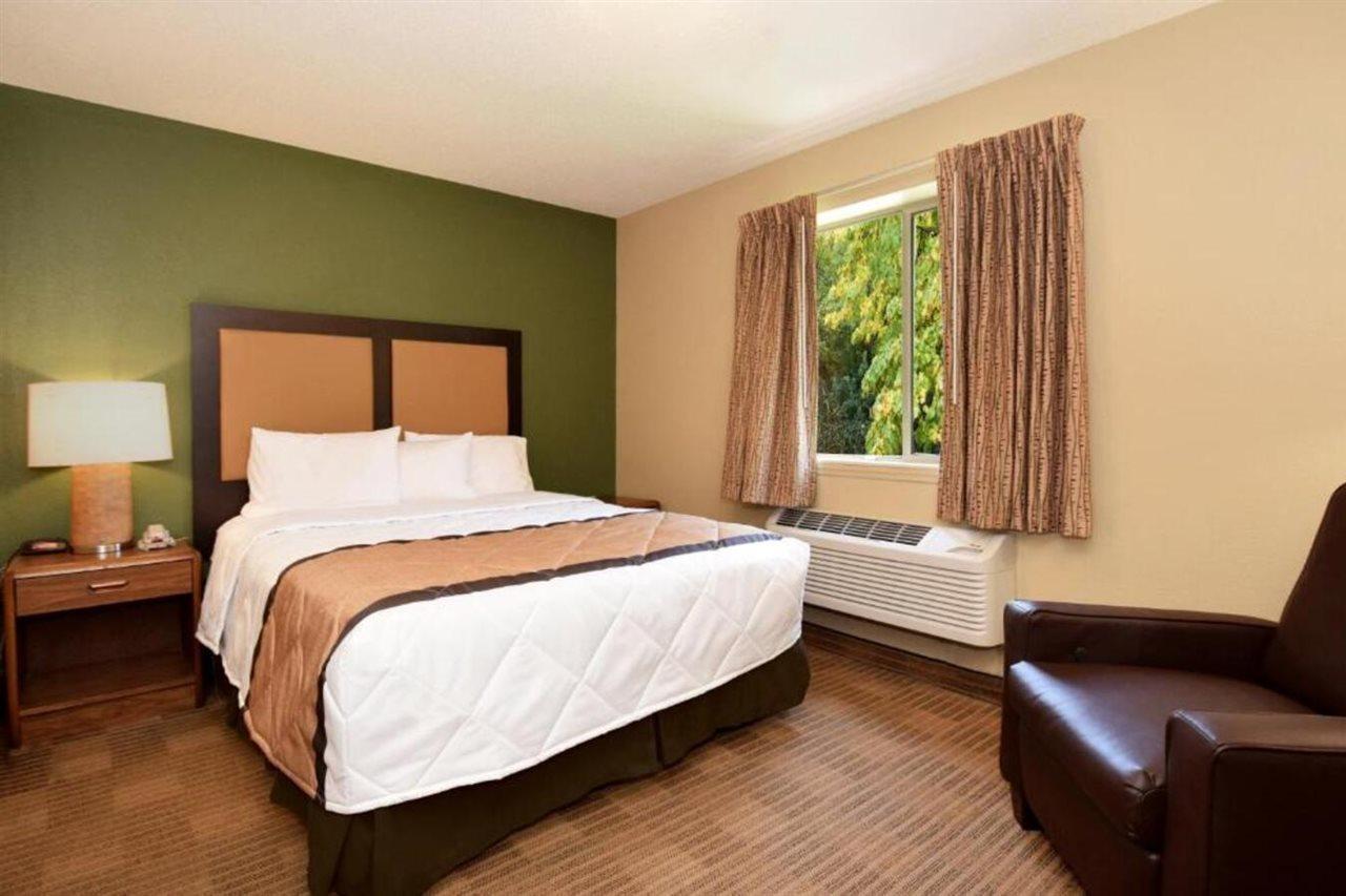 Extended Stay America Select Suites - Raleigh - Rtp - 4610 Miami Blvd Durham Exterior foto