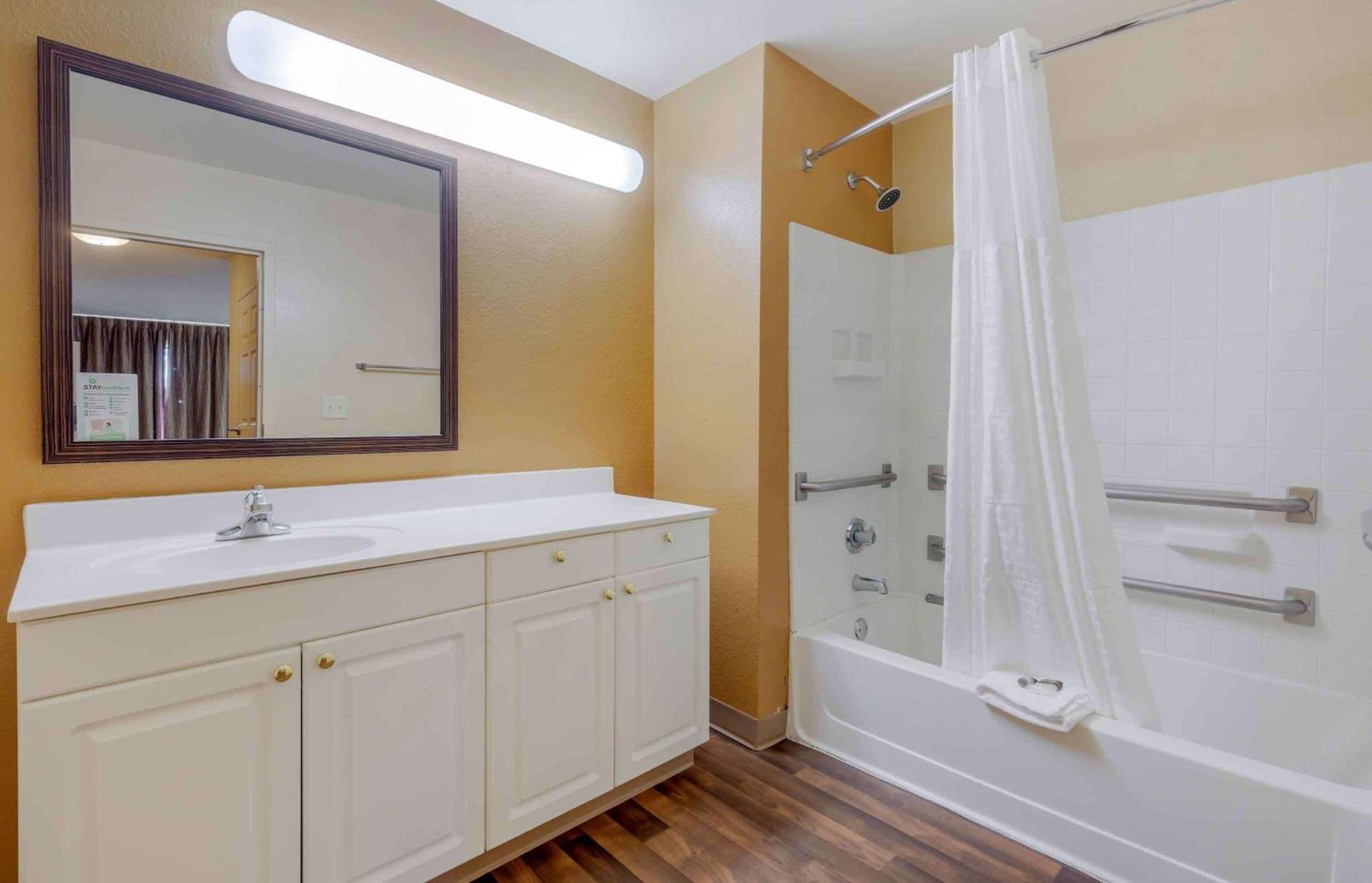 Extended Stay America Select Suites - Raleigh - Rtp - 4610 Miami Blvd Durham Exterior foto