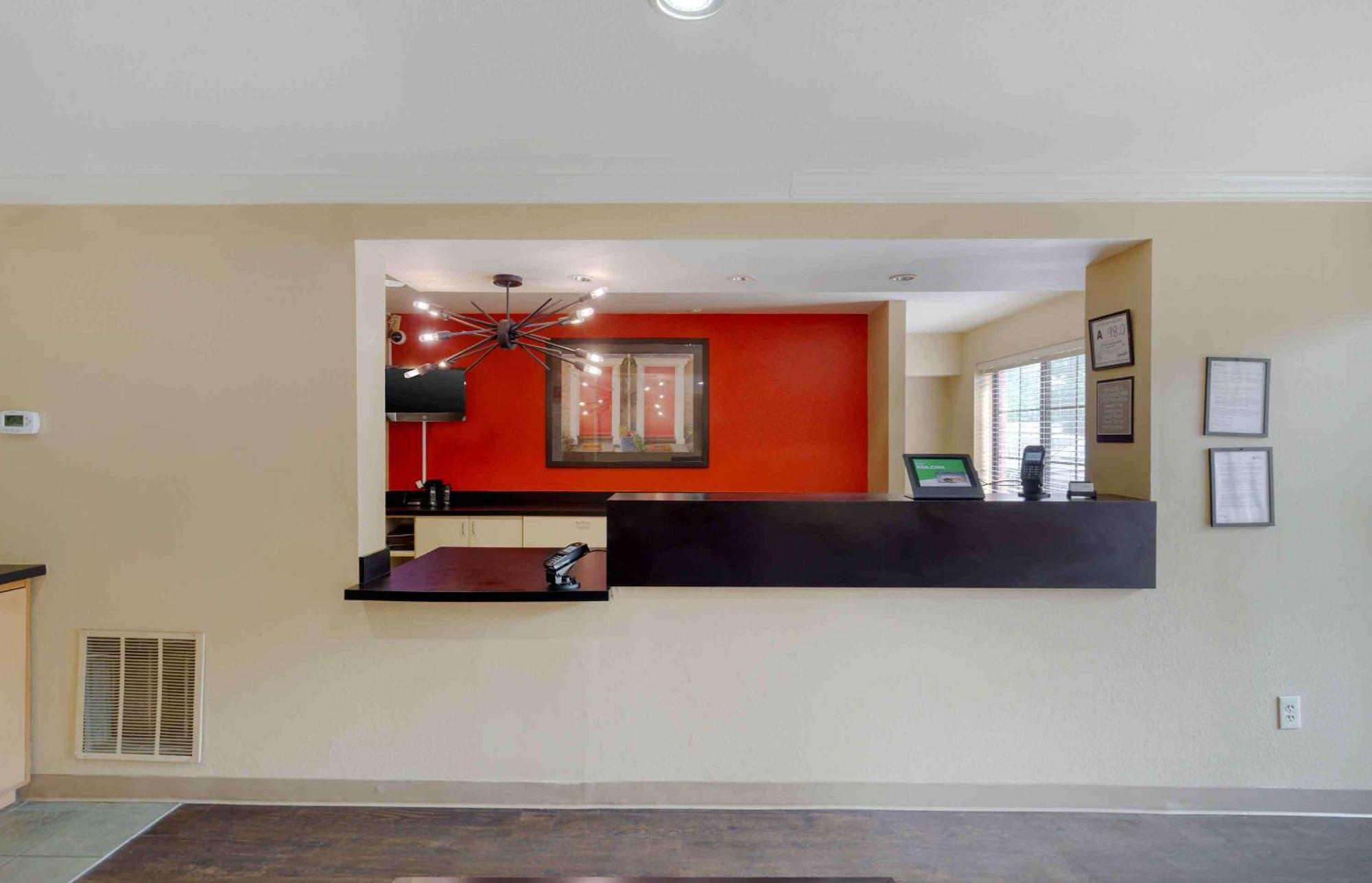 Extended Stay America Select Suites - Raleigh - Rtp - 4610 Miami Blvd Durham Exterior foto