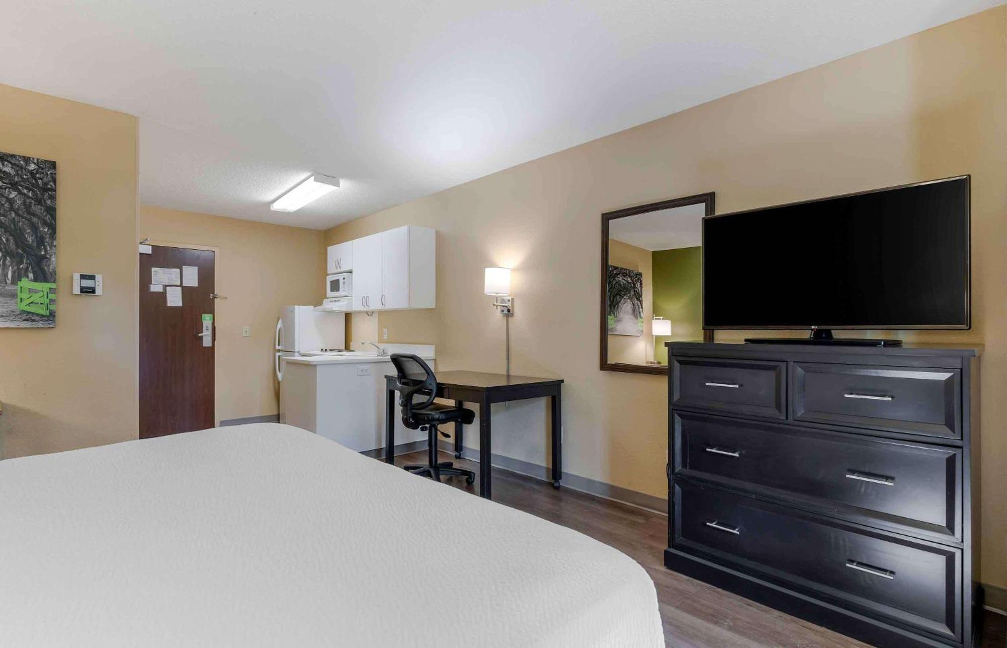 Extended Stay America Select Suites - Raleigh - Rtp - 4610 Miami Blvd Durham Exterior foto