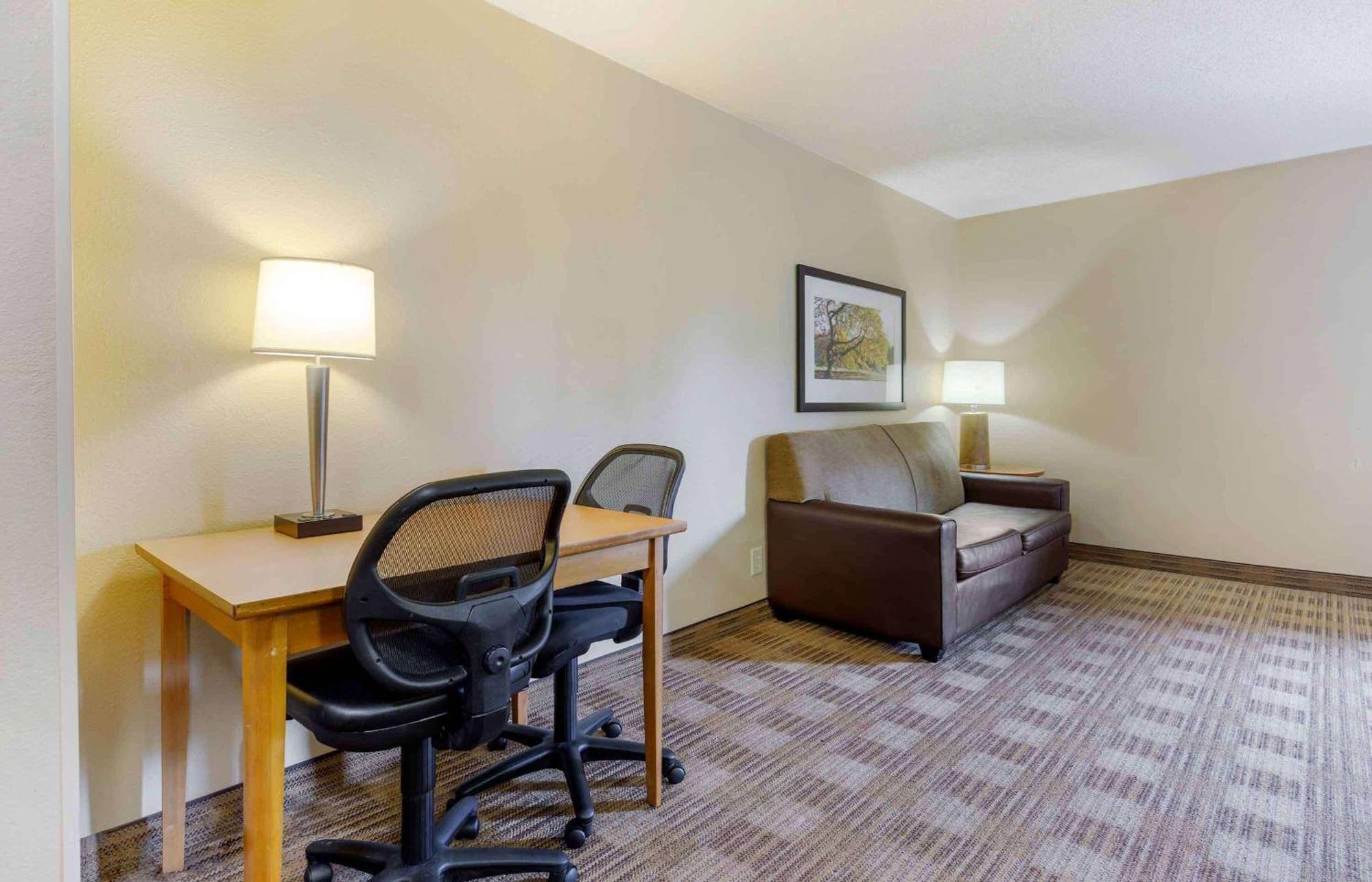 Extended Stay America Select Suites - Raleigh - Rtp - 4610 Miami Blvd Durham Exterior foto