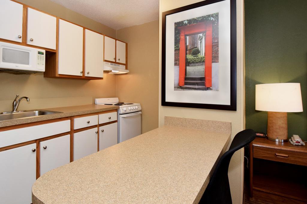 Extended Stay America Select Suites - Raleigh - Rtp - 4610 Miami Blvd Durham Exterior foto